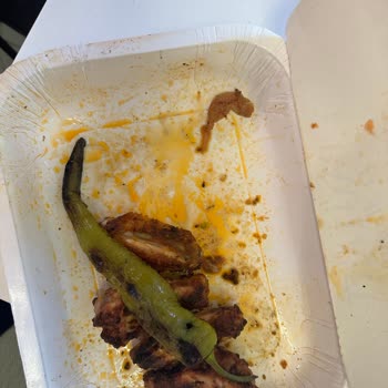 Çiğ Tavuk Etiyle Gelen Tehlikeli Sipariş!