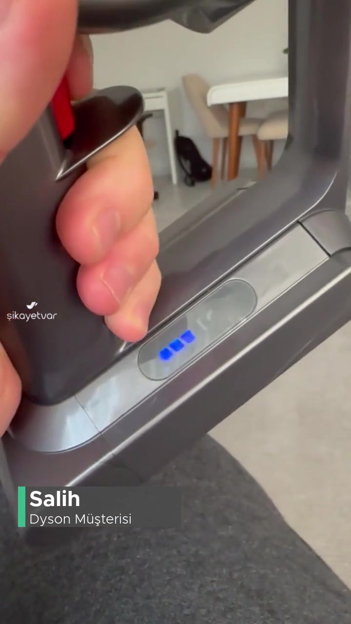 Dyson Dik Süpürge Düğmesi Çalışmıyor videonun kapak resmi