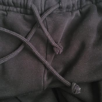 Zara Siparişimde Kalitesiz Ve Şüpheli Ürün Teslimatı Şoku