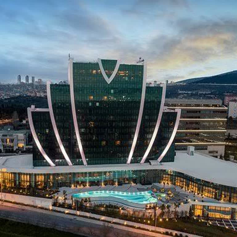 Otel Odasında Ayakkabılarım Çalındı, Yönetim Duyarsız Kaldı