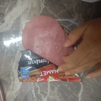 Namet Dana Salamdan Böcek Çıkması Nedeniyle Hayal Kırıklığı