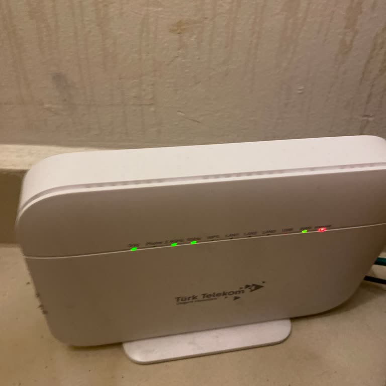 Uzun Süreli İnternet Kesintisine Çözüm Bulunmuyor Ve Bilgi Verilmiyor