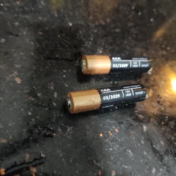 Deprem Çantamdaki Duracell Piller Fenerlerimi Bozdu