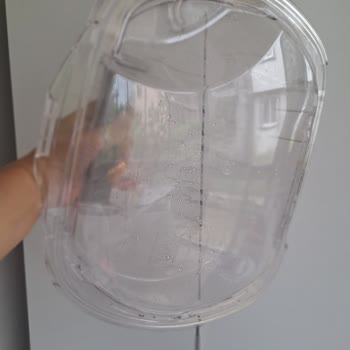 Hoover Kurutma Makinesi Atık Su Kapağı Kolayca Kırıldı