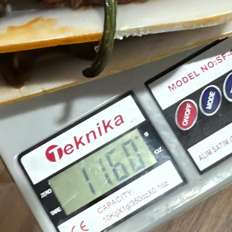 Sipariş Edilen Kanat Miktarı Eksik Teslim Edildi Ve Mağduriyet Giderilmedi