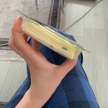 Son Kullanma Tarihi Geçmemiş Cheddar Peynirde Küf Sorunu