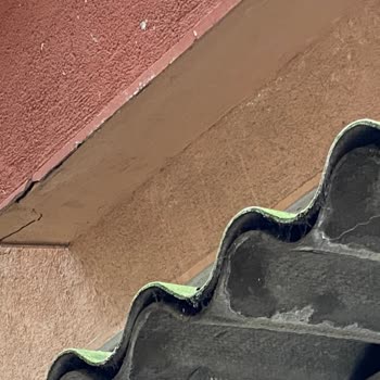 Yan Binadaki Hasarlar Nedeniyle Can Güvenliğim Tehlikede Endişeliyim