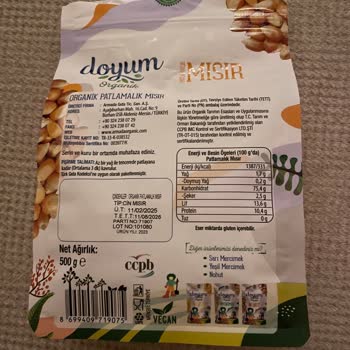 Organik Patlamış Mısırda Küf Ve Rutubet Kokusu Şoku