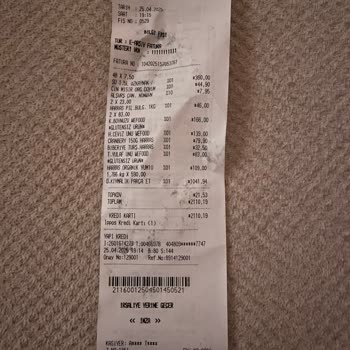 Organik Patlamış Mısırda Küf Ve Rutubet Kokusu Şoku