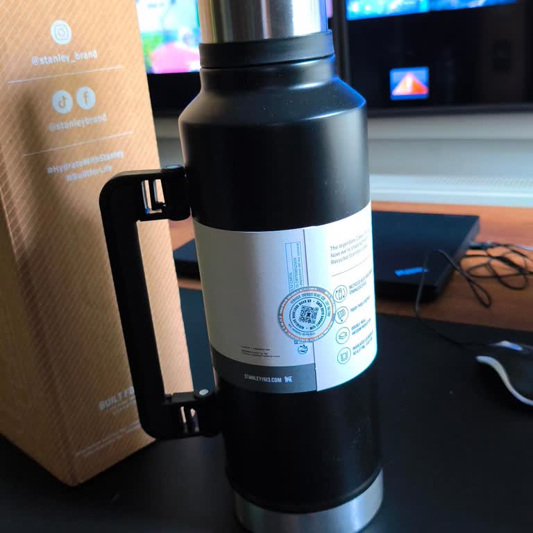 Stanley Termos Sıcak Tutmuyor, Sabaha Kadar Su Buz Gibi Oldu