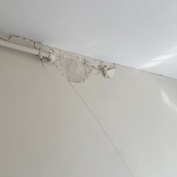 Kristal Şehir Sitesi'nde Deprem Sonrası Yaşanılan Sorunlar Ve Evdeki Kalite Problemleri