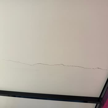 Doğtaş Yatak Bazası Çatladı, Servis Ve Çözüm Merkezi İlgisiz