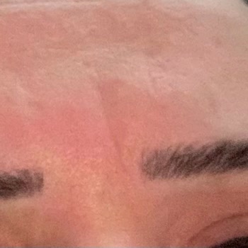 Buse Erdoğan Beauty Studio Başarısız Kaş İşlemi!