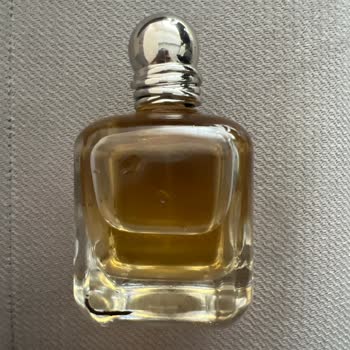 Aldığım Parfüm Sahte Ve Akıtıyor, Ücret İadesi İstiyorum