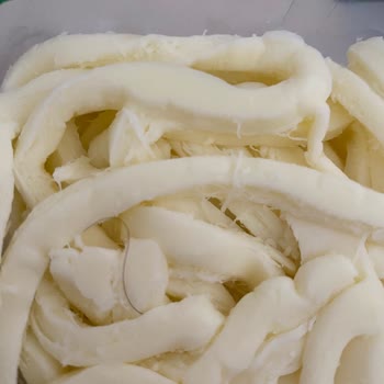 Aldığım Peynirin İçinden Saç Çıkması