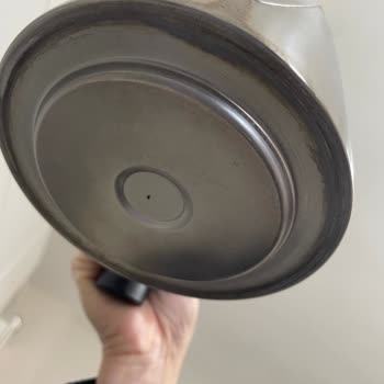 Çay Makinesinden Sağlıksız Boya Sorunu: Geri İade Talebim Var!