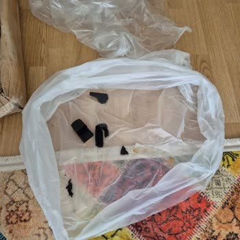 Kırık Ve Kullanılmış Ürün Gönderimi, İletişim Eksikliği Ve Kötü Kargo Deneyimi