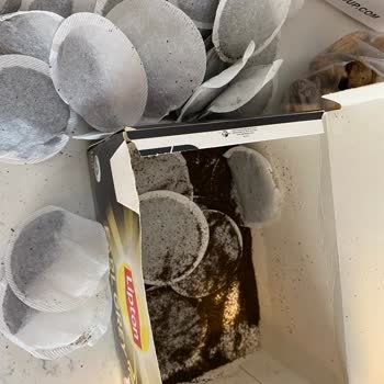 Yırtık Ve Dökülmüş Çay Poşetleriyle Gelen Sipariş