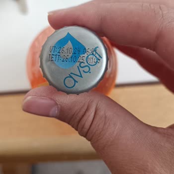 Maden Suyu Kapağında Pas Lekesi ve Sağlık Endişesi