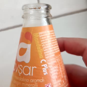 Maden Suyu Kapağında Pas Lekesi ve Sağlık Endişesi