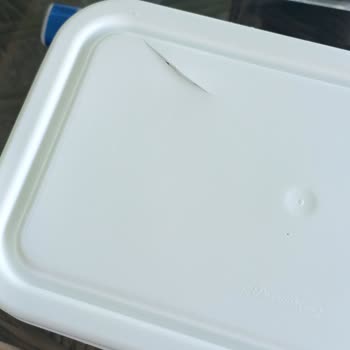 Snow Box Saklama Kaplarının Kapaklarında Sürekli Kırılma Sorunu