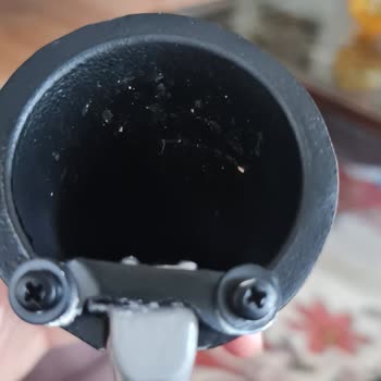 Şık Mutfakçı Ceviz Kıracağı Tasarımı Ve Arızasıyla Hayal Kırıklığı Yaşatıyor