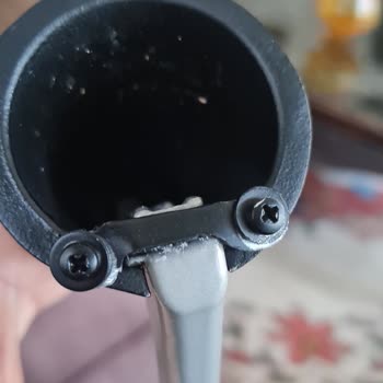 Şık Mutfakçı Ceviz Kıracağı Tasarımı Ve Arızasıyla Hayal Kırıklığı Yaşatıyor