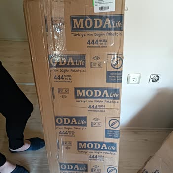 Sıfır Diye Alınan Yatak Odası Takımı Defolu Ve Teslimat Sorunlu