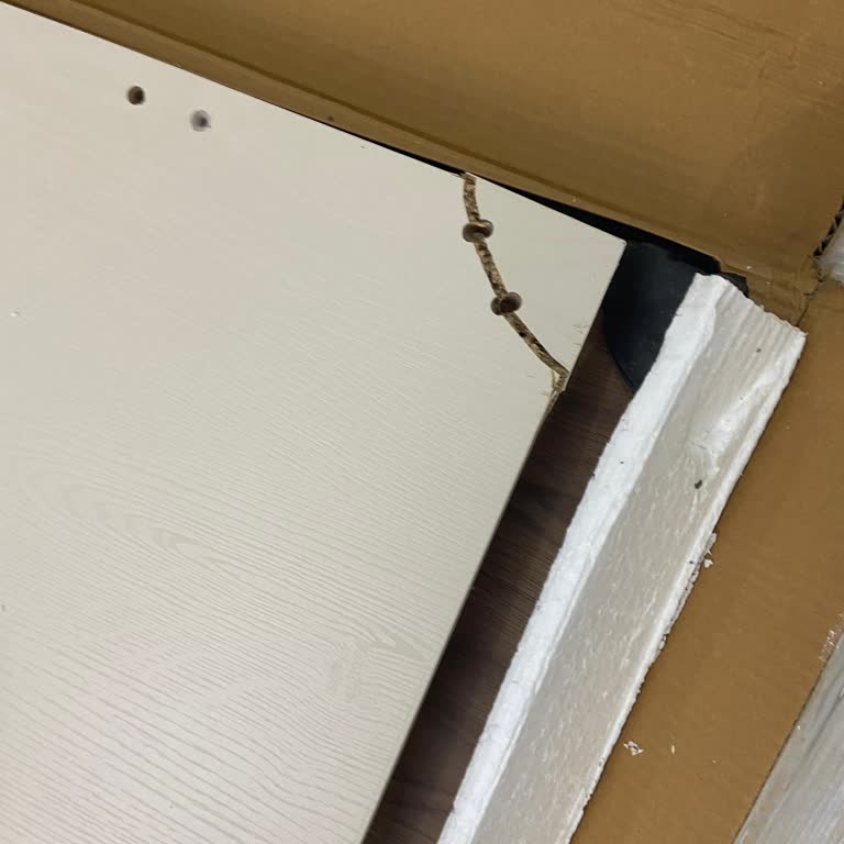 Kırık Ürün Teslimatı Sonrası 3 Aydır Çözüm Ve İletişim Yok