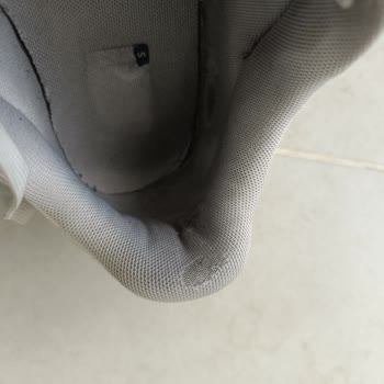 Bir Ayda Derisi Çatlayan Ayakkabıya İade Reddi Şaşkınlığı