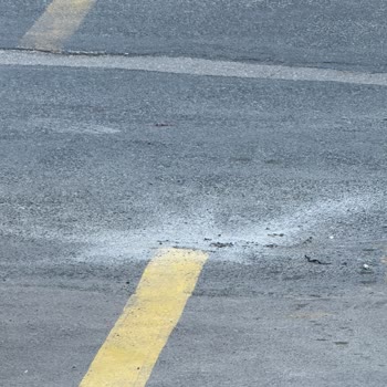 Ebebek Kavacık Şubesinde Park Bariyeri Aracımın Tamponuna Zarar Verdi