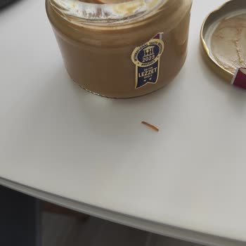 Fıstık Ezmesinden Tahta Parçası Çıkması Nedeniyle Yaşanan Güven Sorunu