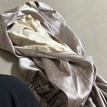 Geç Gelen Ve İadesi Reddedilen Elbise İçin Paramı Geri Alamıyorum