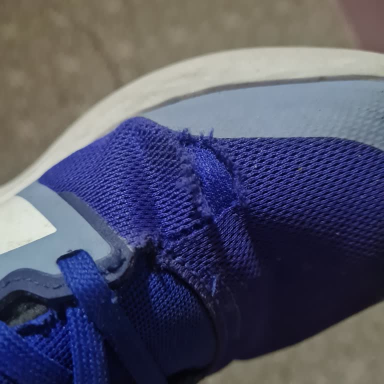 Adidas Ayakkabının Kısa Garanti Süresi Ve Yetersiz Bilgilendirme Mağduriyeti