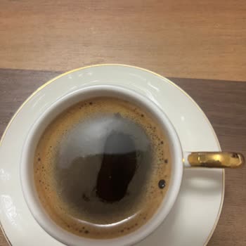 Kahve Makinesi Hem Geç Pişiriyor Hem De Köpürtmüyor