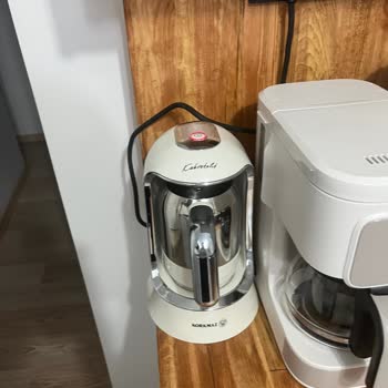 Kahve Makinesi Hem Geç Pişiriyor Hem De Köpürtmüyor