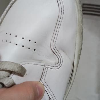 Aldığım Hummel Ayakkabı Kısa Sürede Yırtıldı, Trendyol Ve Hummel'dan Dönüş Alamadım