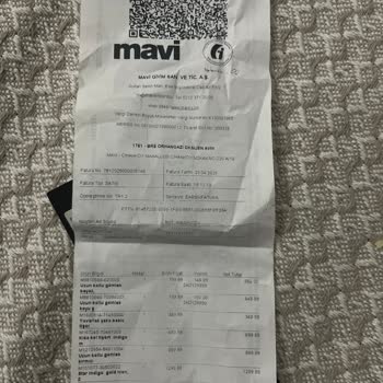 Mavi Mağazası Üretim Hatalı Pantolonu Değiştirmiyor, Müşteriyi Mağdur Ediyor