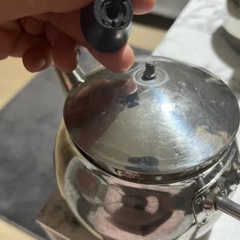 Karaca Züccaciye Demlikte Kalite Sorunu Ve İlgisiz Müşteri Hizmeti