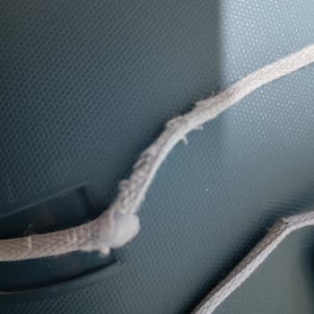 Asics Ayakkabılar Kısa Sürede Parçalandı, Fiyatına Değmedi