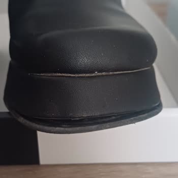 Satın Aldığım Botun Tabanı Kısa Sürede Açıldı, Servis Sürecinde Bilgilendirme Ve Belge Eksikliği Yaşadım