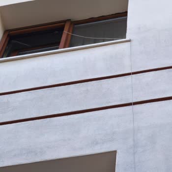 Teknik Ekip Portları Karıştırınca Dışarıdan Kablo Sarkıttılar