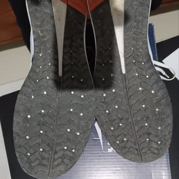 Reebok Ayakkabılarda Su Geçirme Ve Üretim Hatası Sorunu