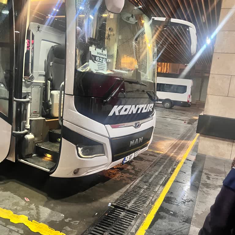 Otobüs Yolculuğunda Güvenlik Ve Saygı Sorunu