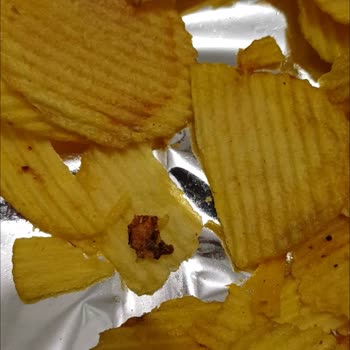 Cipso Cips Paketinden Böcek Benzeri Parçalar Çıktı, Firma Sorumluluk Almıyor