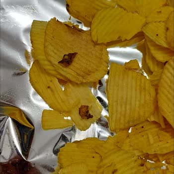 Cipso Cips Paketinden Böcek Benzeri Parçalar Çıktı, Firma Sorumluluk Almıyor