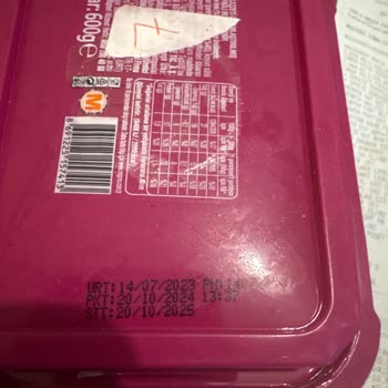 Migros Ezine Peynirinde Kötü Koku Şoku: Soğuk Zincir Sorunu Mu?
