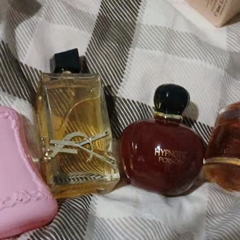 Aldığım Parfümler Hasarlı Ve Kalitesiz Çıktı, Satıcı İlgilenmiyor
