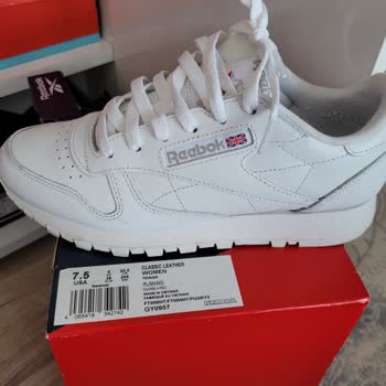 Reebok Aldığım Ayakkabı Sağlığımı Tehdit Etti, Bir Daha Asla Tercih Etmem!