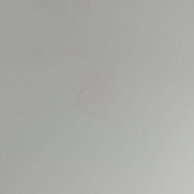 Venez Mobilya Satın Aldığım Masadaki Leke Sorununa Çözüm Sunulmuyor!